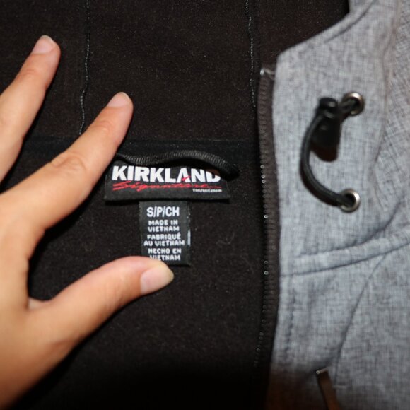 KIRKLAND RAIN COAT - Picture 4 of 4